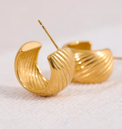 Stainless Steel Hoop Earrings 
Minimalist Vintage