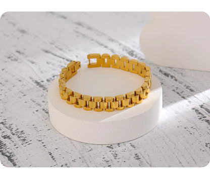 Unisex Bracelet  18 K Plated 
Heavy Metal Texture  Jewelry 
 Waterproof